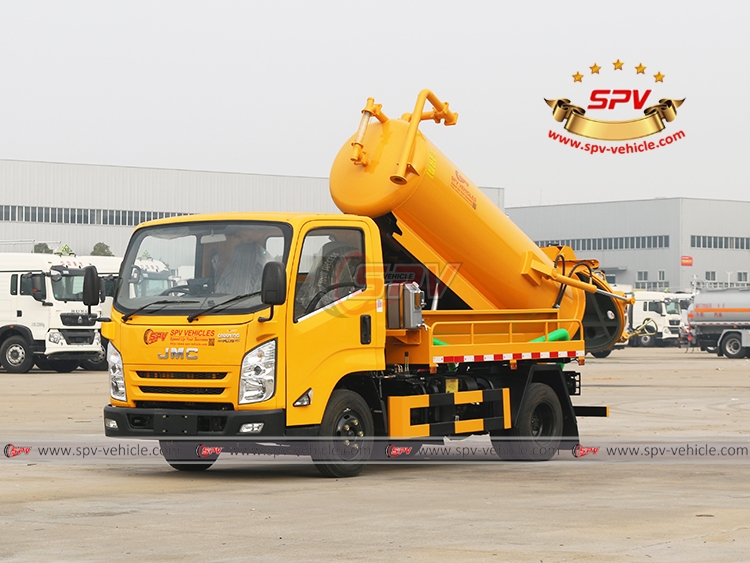 2,000 Litres Sewer Washing Truck - Tank Lifting Test